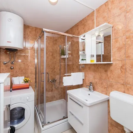 Orange Oasis 公寓 马卡尔斯卡