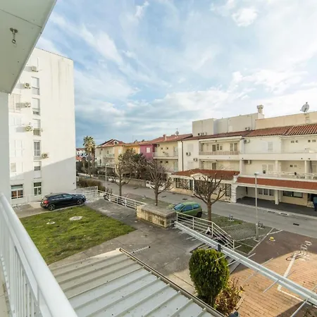 Orange Oasis * 马卡尔斯卡